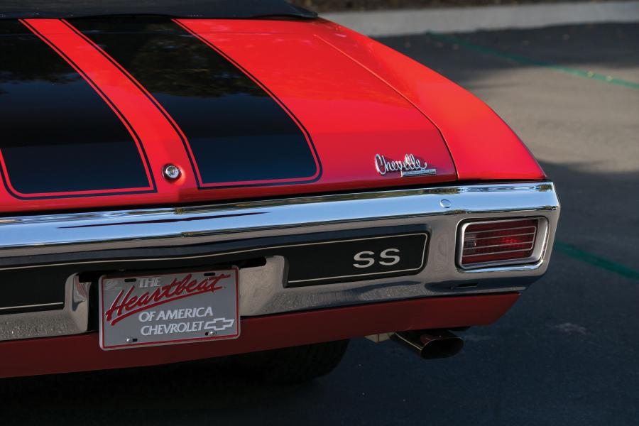 Детали экстерьера Chevrolet Chevelle SS 454 LS6 Convertible 1970 года  (фото 5 из 42)